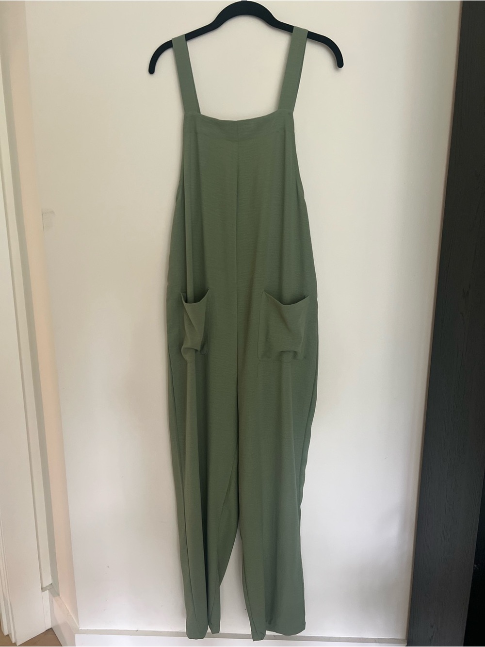 SHEIN Olive Green Wide-Leg Pinafore Jumpsuit with Front Pockets